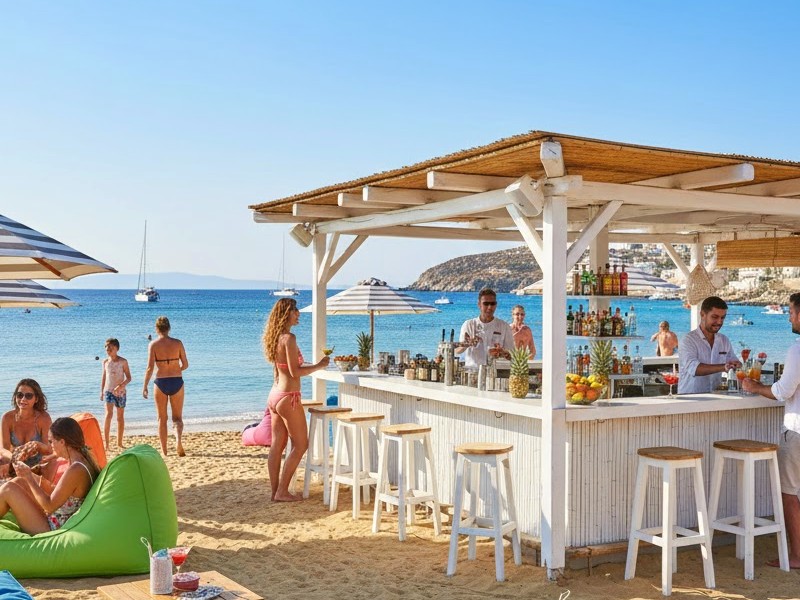 Пляжный бар в Греции