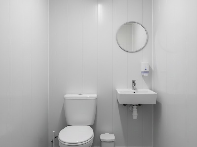 Отделка туалета пластиком